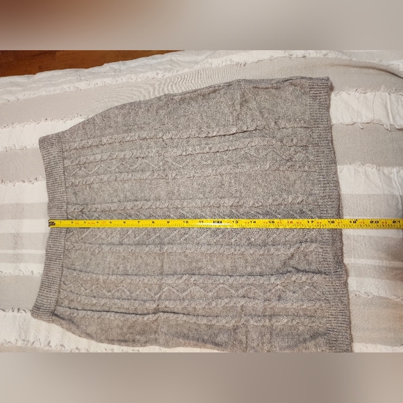 Sweater Skirt - Picture 5 of 6